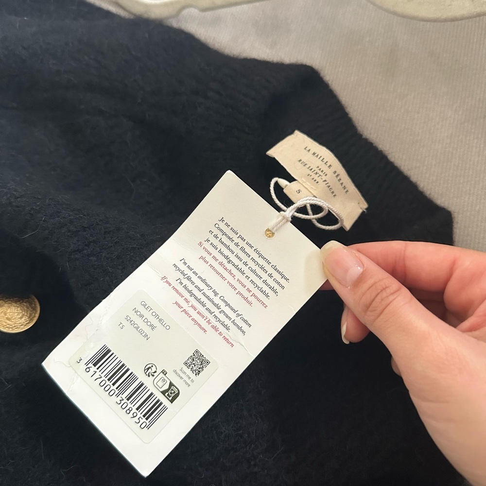 Sezane Othello Black Cardigan with Gold Buttons - Picture 4 of 9